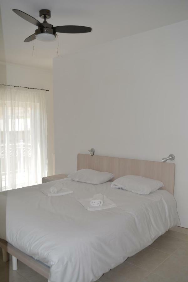 Hortensia 2 Bedroom Apartment St. Paul's Bay Dış mekan fotoğraf